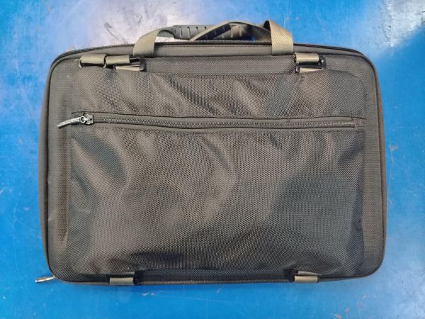 Купить ASUS VivoBook M1403Q R7 5800H/16GB/1TB в Хабаровск за 33600 руб.