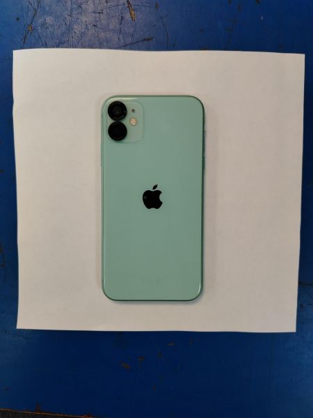 сотовый телефон Apple iPhone 11 64GB в Хабаровск