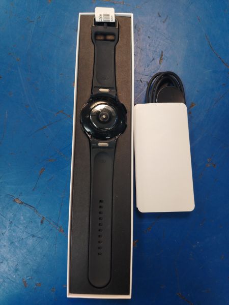 Купить Samsung Galaxy Watch 6 44mm (SM-R940) с СЗУ в Хабаровск за 8300 руб.