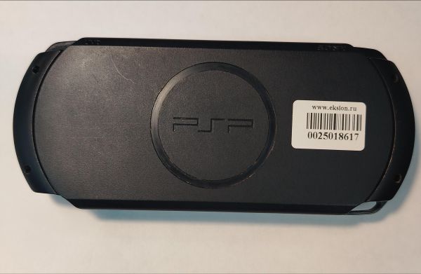Купить Sony PlayStation Portable (PSP-E1008) с СЗУ в Хабаровск за 2600 руб.