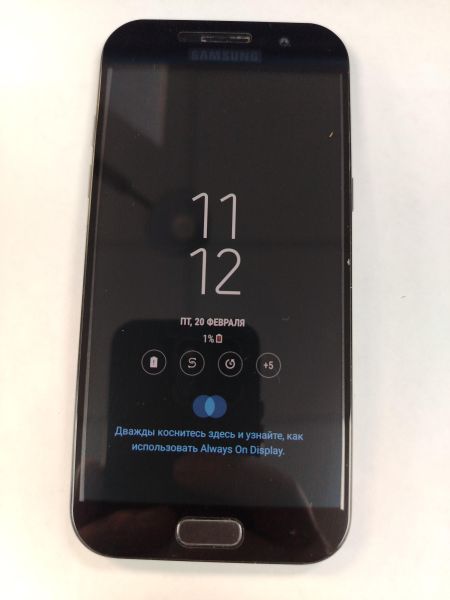 Купить Samsung Galaxy A5 2017 3/32GB (A520F) Duos в Хабаровск за 3300 руб.