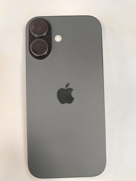 Купить Apple iPhone 17 256GB в Хабаровск за 66700 руб.
