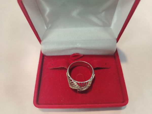 серебряное кольцо Кольцо серебро 925 4,90g, вес изделия 5.21g, размер 19 в Иркутск