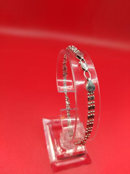 серебряный браслет Браслет серебро 925 3,84g, вес изделия 3.9g, длина 20 см в Иркутск