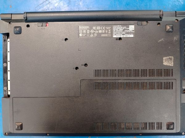 ноутбук Lenovo B50-70 59435823 (HD Graphics Family, SSD 128 GB) в Хабаровск