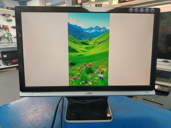 монитор BenQ E2200HDA в Хабаровск