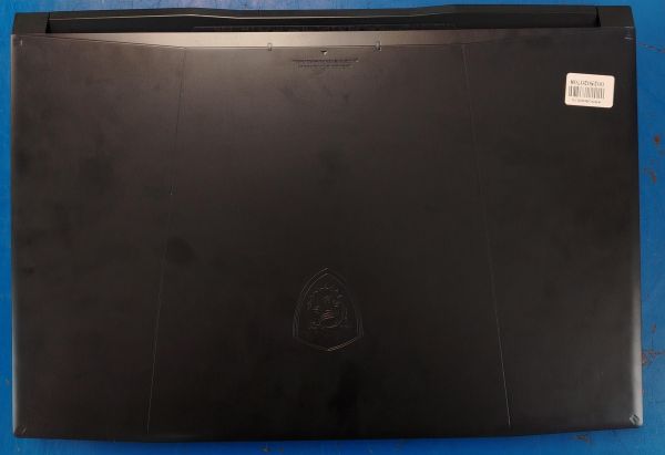 ноутбук MSI Katana GF76 B12UCR-821XRU (Intel UHD Graphics) в Хабаровск