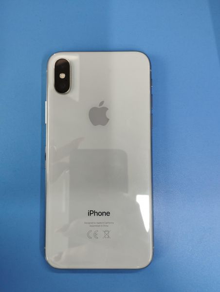 Купить Apple iPhone X 64GB в Улан-Удэ за 11199 руб.