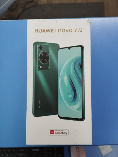 Купить Huawei Nova Y72 8/256GB (MGA-LX3) Duos в Иркутск за 11949 руб.