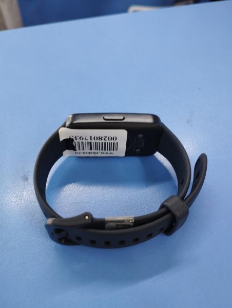 Купить Huawei Band 8 (ASK-B19) с СЗУ в Иркутск за 850 руб.