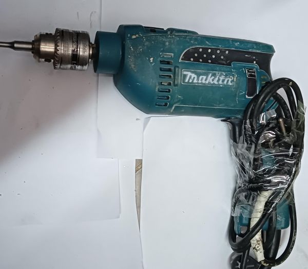 Купить Makita HP1640 в Иркутск за 1999 руб.