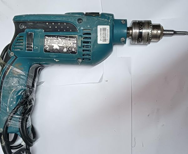 Купить Makita HP1640 в Иркутск за 1999 руб.