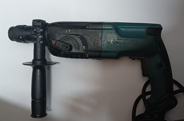 Купить Makita HR2440 2005 в Иркутск за 3699 руб.