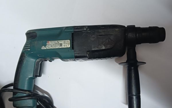 Купить Makita HR2440 2005 в Иркутск за 3699 руб.