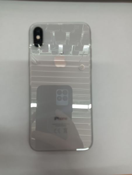 Купить Apple iPhone X 256GB в Иркутск за 12499 руб.