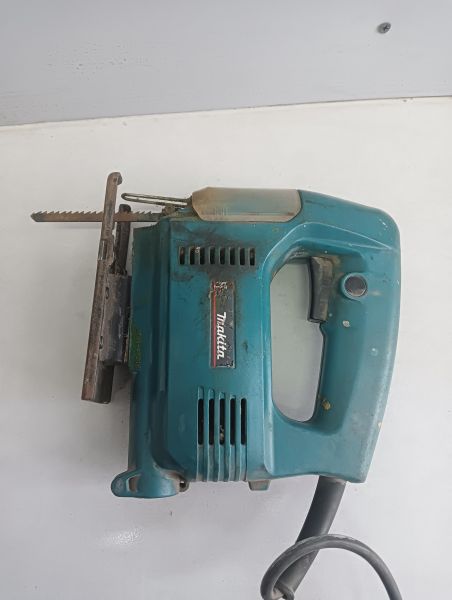 Купить Makita 4323 в Иркутск за 2200 руб.