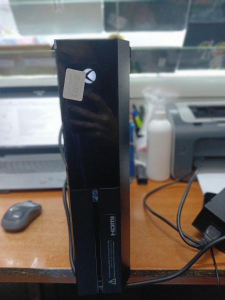 Купить Microsoft Xbox One 1000GB (1540) в Иркутск за 12000 руб.