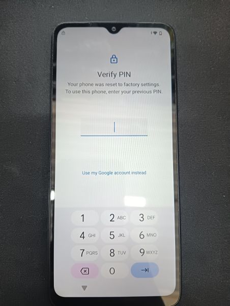 Купить Xiaomi Redmi A3 3/64GB (23129RN51X) Duos в Иркутск за 1850 руб.