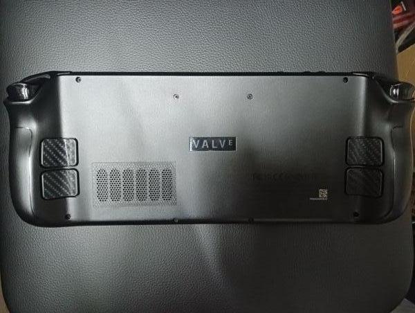 Купить Valve Steam Deck 512GB (1010) в Иркутск за 35000 руб.