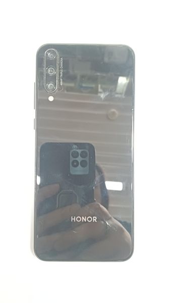 Купить Honor 30i 4/128GB (LRA-LX1) Duos в Иркутск за 4600 руб.