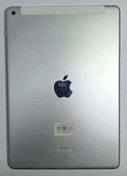 Купить Apple iPad 8 2020 32GB (A2429 MYMM2RK/A) (с SIM) в Иркутск за 13400 руб.