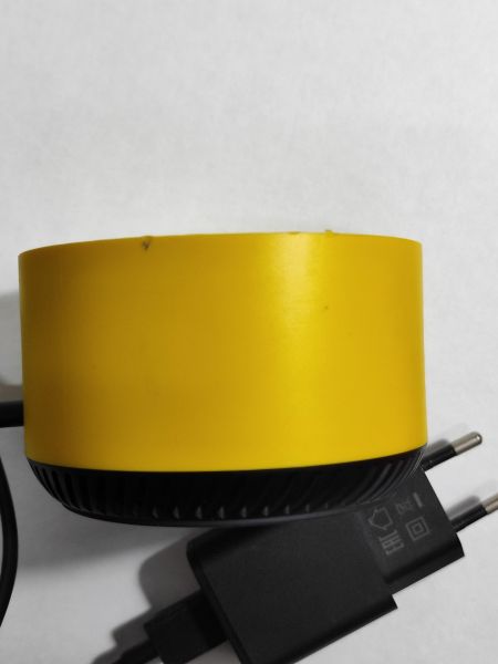 Купить Яндекс Станция Лайт (YNDX-00025) с СЗУ в Иркутск за 2400 руб.