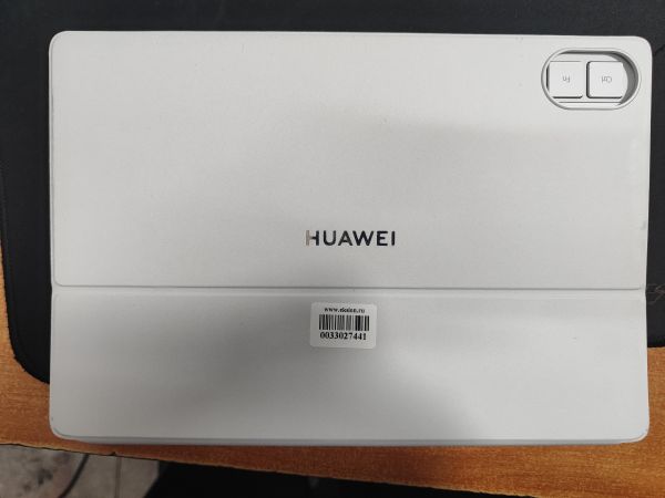 Купить Huawei Smart Magnetic Keyboard в Иркутск за 1100 руб.