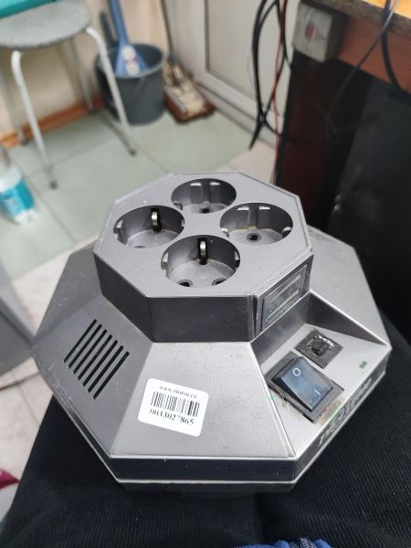 стабилизатор напряжения Pilot LD900 в Иркутск
