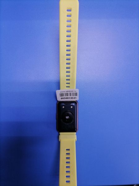 Купить Huawei Watch Fit (TIA-B09) с СЗУ в Иркутск за 1499 руб.