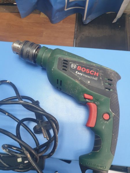 Купить Bosch EasyImpact 540 в Иркутск за 1999 руб.