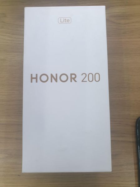 Купить Honor 200 Lite 8/256GB (LLY-NX1) Duos в Иркутск за 19099 руб.