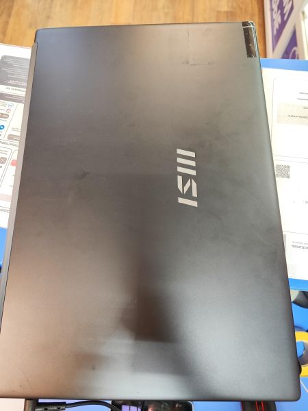Купить MSI MS-15H1 (i3-1215U/IUHD/8GB RAM/SSD 256 GB) в Иркутск за 18100 руб.
