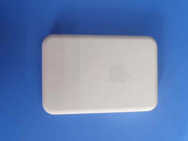 Купить Реплика Apple MagSafe Battery Pack (A2384) в Иркутск за 449 руб.