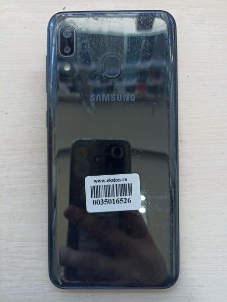 Купить Samsung Galaxy A20 3/32GB (A205FN) Duos в Иркутск за 3399 руб.