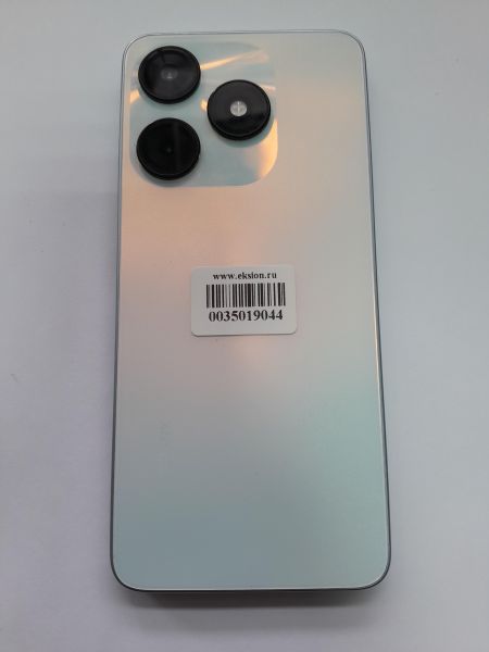 Купить TECNO Spark 10 4/128GB (KI5q) Duos в Иркутск за 5250 руб.