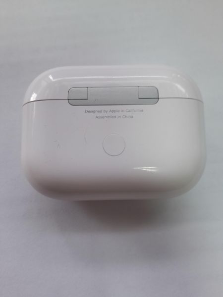 Купить Реплика Apple AirPods Pro 2  (A2931, A2698, A2699, A3047, A3048, A3049) в Иркутск за 900 руб.