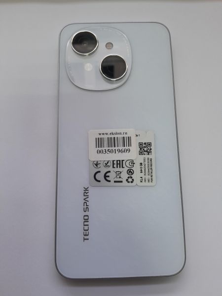Купить TECNO Spark Go 1 3/64GB (KL4) Duos в Иркутск за 4550 руб.