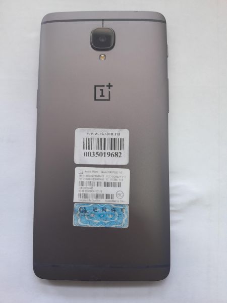 Купить OnePlus 3 (A3000/3003) Duos в Иркутск за 2800 руб.