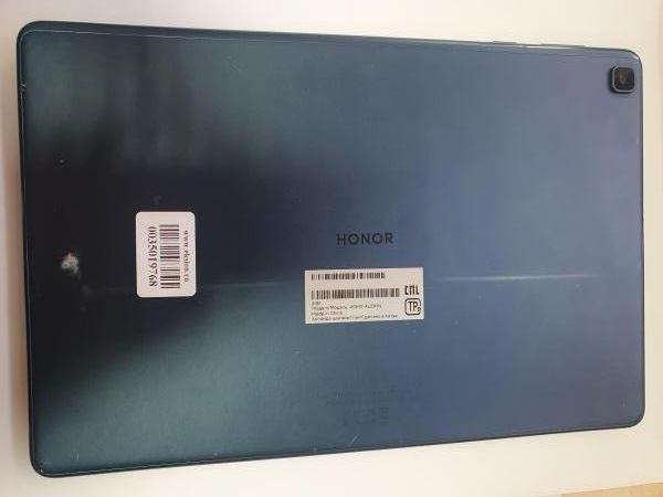 Купить Honor Pad X8 64GB (AGM3-AL09HN) (с SIM) в Иркутск за 2650 руб.