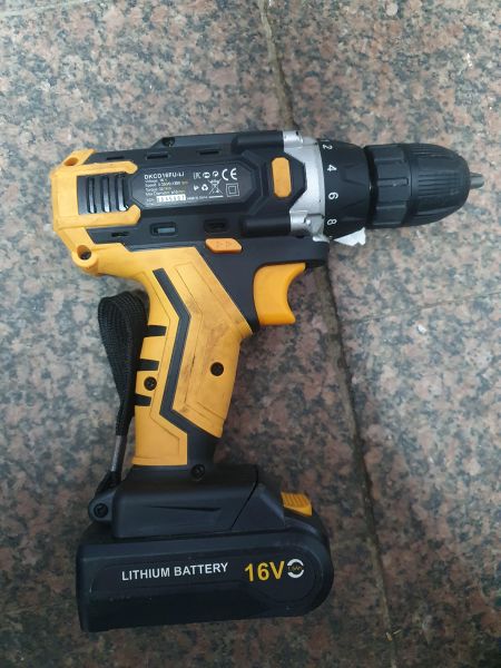 Купить DEKO DKCD16FU-Li с СЗУ в Иркутск за 1650 руб.