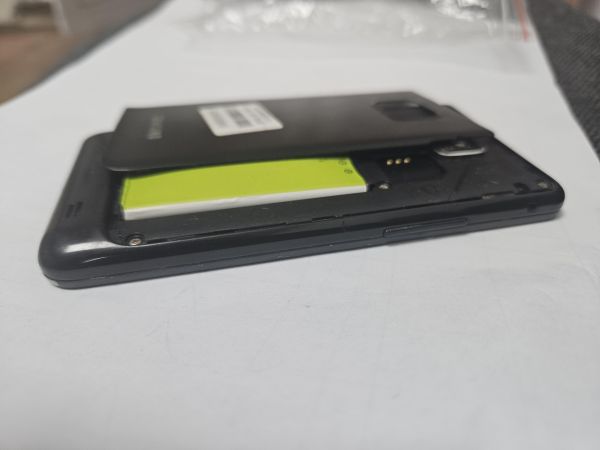 Купить Samsung Galaxy S2 (i9100) в Иркутск за 199 руб.