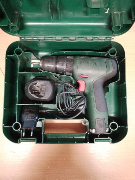 Купить Bosch EasyImpact 1200 с СЗУ в Иркутск за 3799 руб.