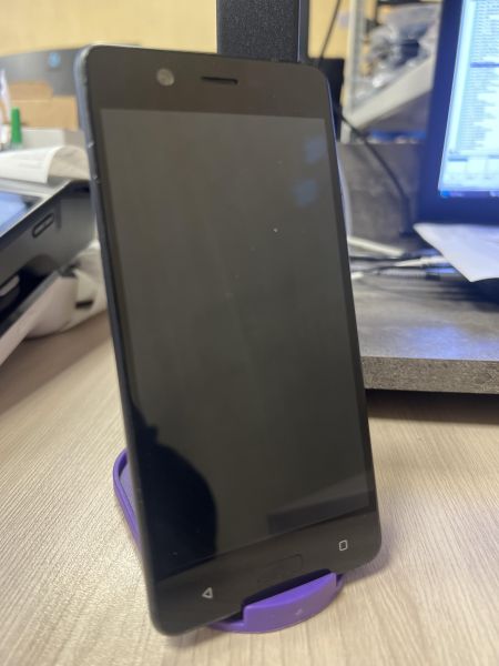 Купить Nokia 5 (TA-1053) Duos в Иркутск за 550 руб.