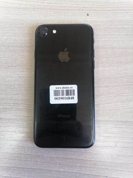 Купить Apple iPhone 7 128GB в Иркутск за 4949 руб.
