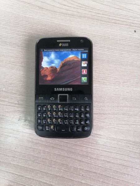 Купить Samsung Galaxy Y Pro (B5512) Duos в Иркутск за 499 руб.