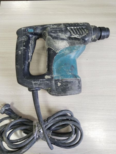 Купить Makita HR2810 в Иркутск за 3699 руб.