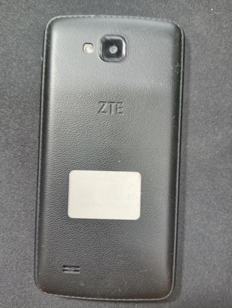 Купить ZTE Blade AF3 (T221) Duos в Иркутск за 800 руб.