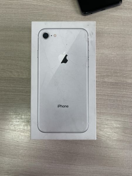 Купить Apple iPhone 8 128GB в Иркутск за 9099 руб.