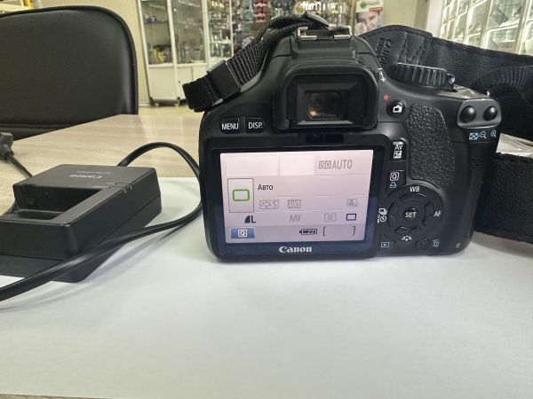 Купить Canon EOS 550D body с СЗУ в Иркутск за 6199 руб.