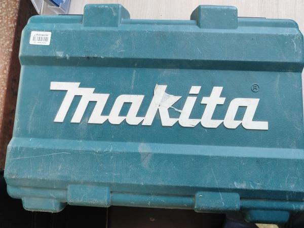 Купить Makita DF347D с СЗУ в Иркутск за 3600 руб.